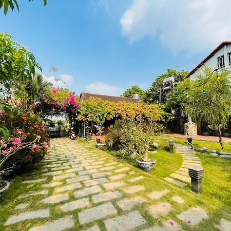 Khu Nghỉ Dưỡng Hương Sen - Bình Mỹ, Củ Chi Thành Pho Ho Chí Minh Esterno foto