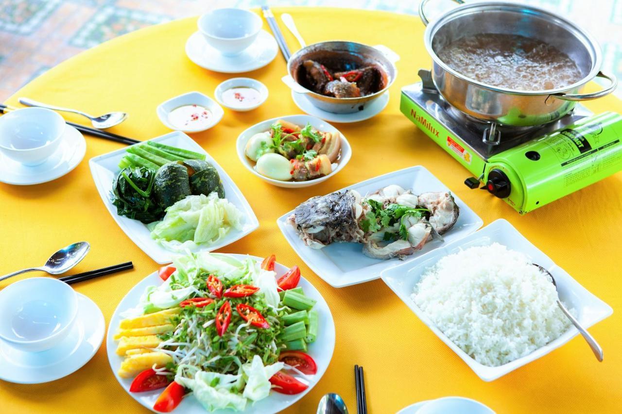 Khu Nghỉ Dưỡng Hương Sen - Bình Mỹ, Củ Chi Thành Pho Ho Chí Minh Esterno foto