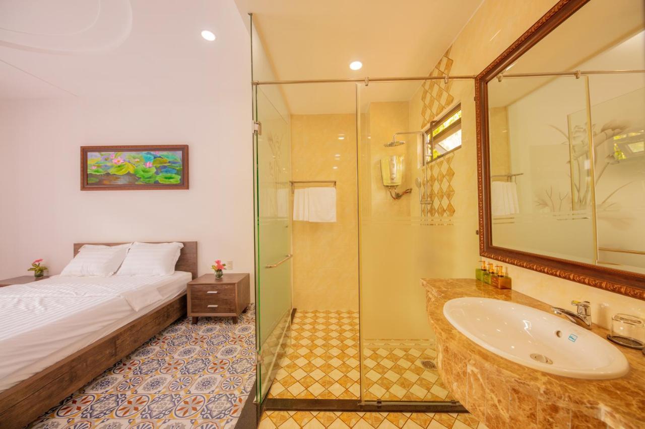 Khu Nghỉ Dưỡng Hương Sen - Bình Mỹ, Củ Chi Thành Pho Ho Chí Minh Esterno foto