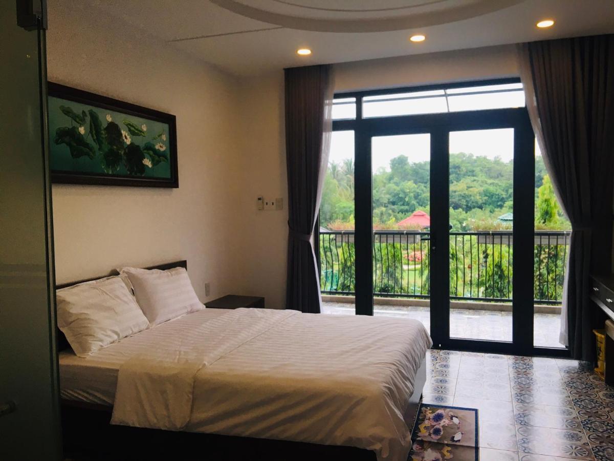 Khu Nghỉ Dưỡng Hương Sen - Bình Mỹ, Củ Chi Thành Pho Ho Chí Minh Esterno foto